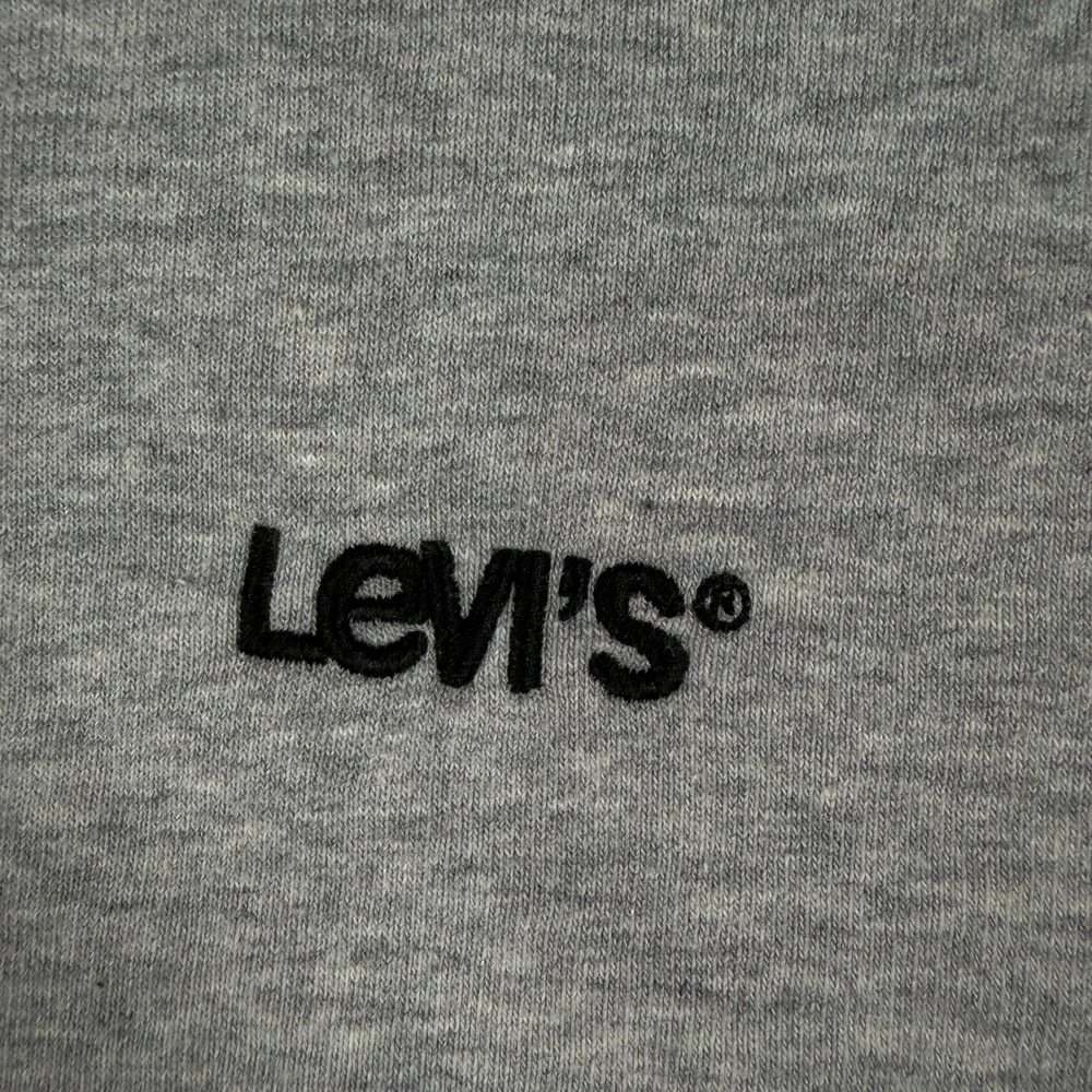 Levis classic crewneck